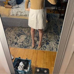 Express beige skirt - barely worn!